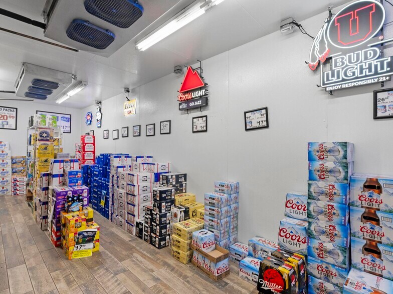 More Photos Of 5500 W 5500 S, Hooper Service Station For Sale