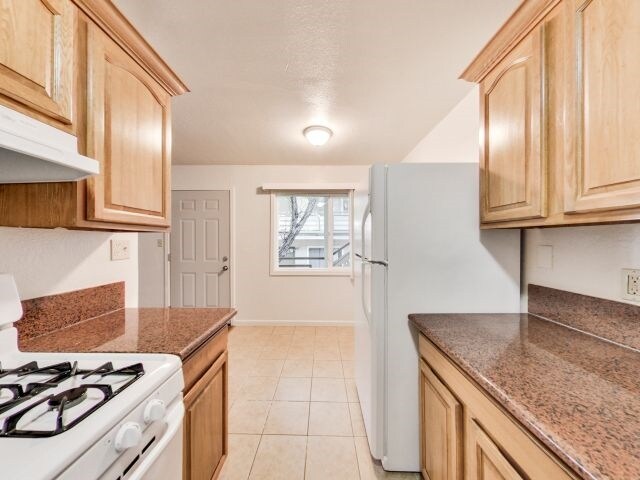 More Photos Of 2505-2525 10th Ave, Oakland Apartments For Sale