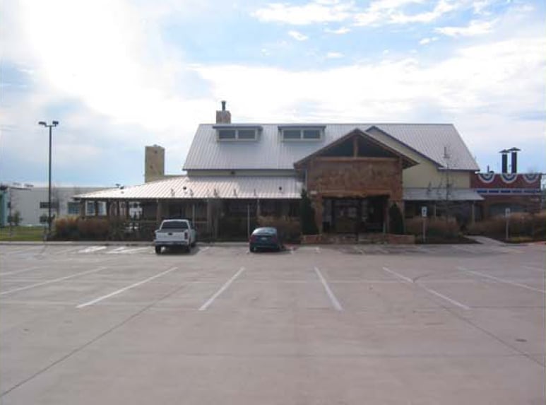 More Photos Of 1600 E Copeland Rd, Arlington Restaurant For Lease