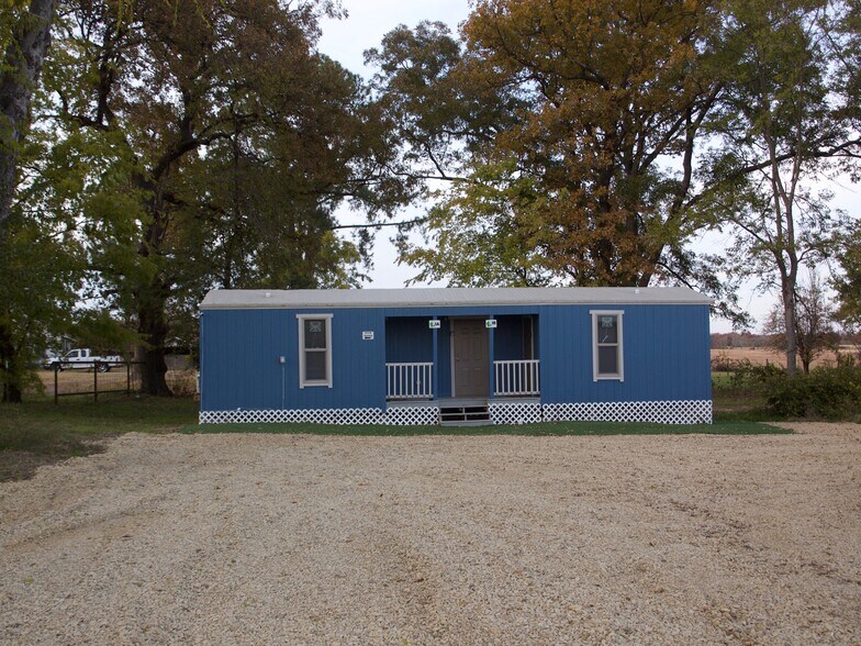 More Photos Of 4250 TX-154, Yantis Hotel For Sale