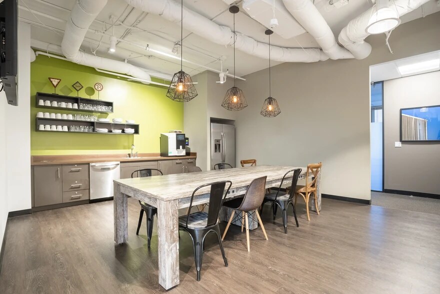 More Photos Of 2001 Addison St, Berkeley Coworking Space