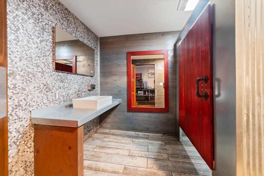 More Photos Of 10688 S Us-53, Solon Springs Restaurant For Sale