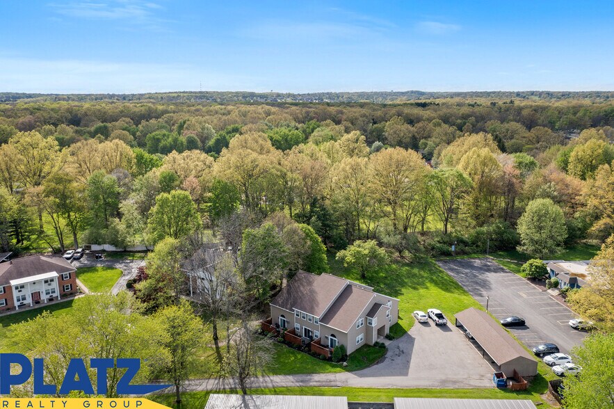 More Photos Of 7430 Becky Ct, Youngstown Apartments For Sale