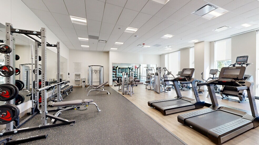 More Photos Of 9380 Station St, Lone Tree Office For Lease