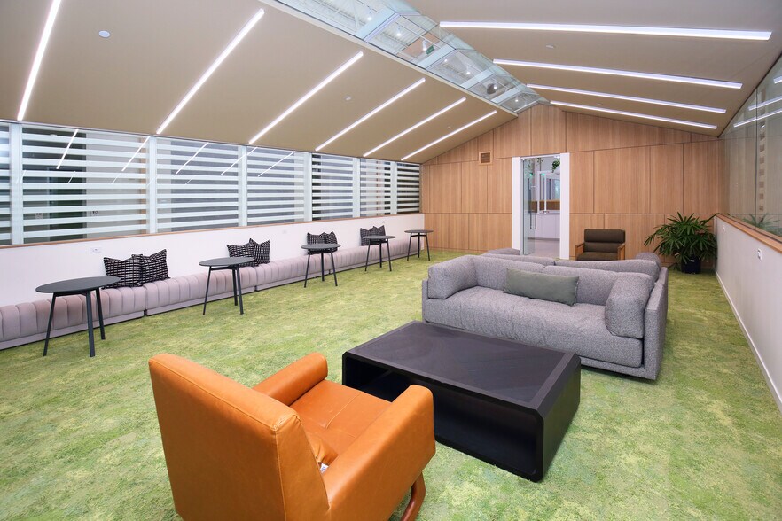 More Photos Of 6200 K Ave, Plano Office For Lease