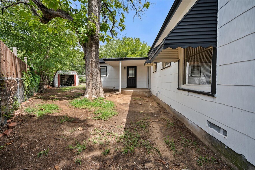 More Photos Of 3837 Earl St, Fort Worth Multifamily For Sale