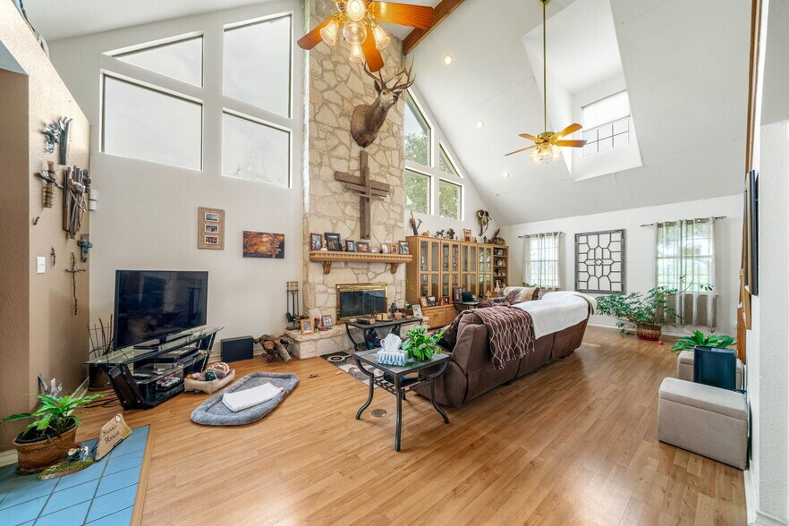 More Photos Of 210 Tolle Rd, Cibolo Land For Sale