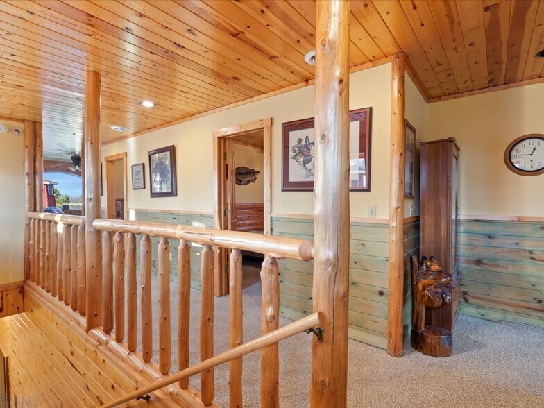 More Photos Of 21998 Lasalle Ave NW, Puposky Specialty For Sale