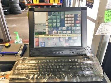 More Photos Of 621 Boston Post Rd, Old Saybrook Service Station For Sale