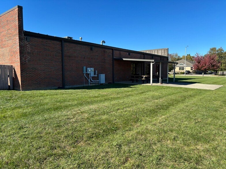 More Photos Of 1120-1130 Channingway Dr, Fairborn Medical For Sale