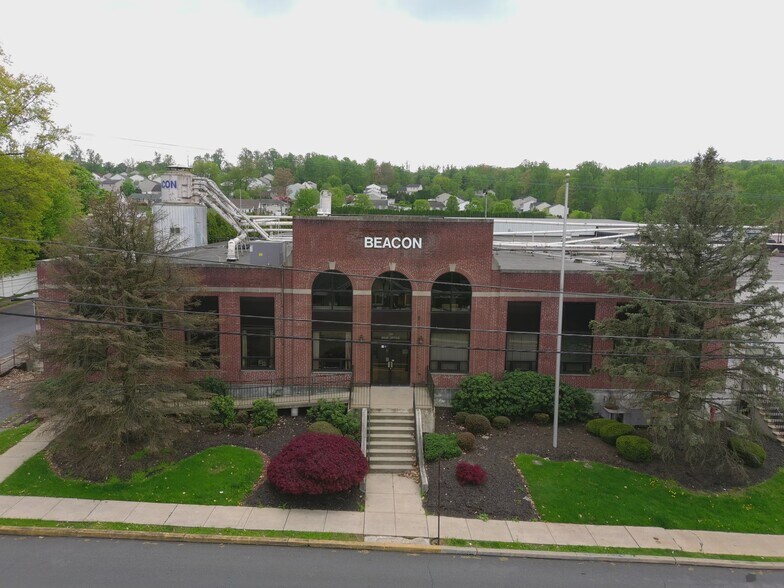 More Photos Of 700 W 1st St, Birdsboro Warehouse For Sale