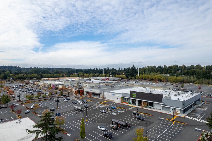 More Photos Of 3903-4065 Factoria Blvd SE, Bellevue Unknown For Lease