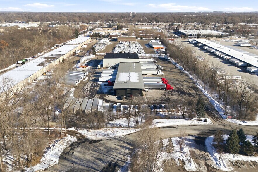 More Photos Of 8201 NE Hickory St, Minneapolis Truck Terminal For Sale