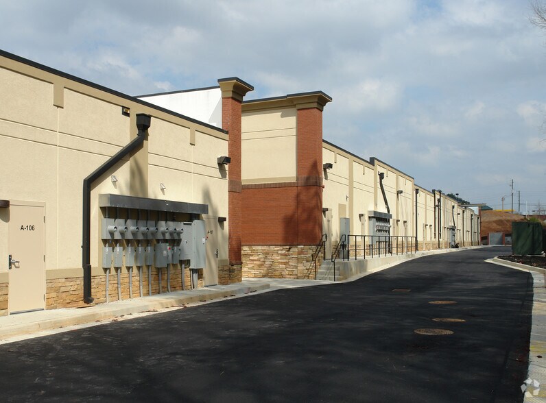 More Photos Of 1956 Duluth Hwy, Lawrenceville Freestanding For Sale