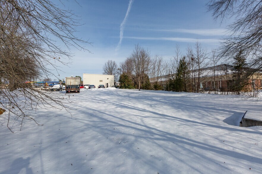 More Photos Of 9 Dorothy Ln, Stafford Auto Repair For Sale