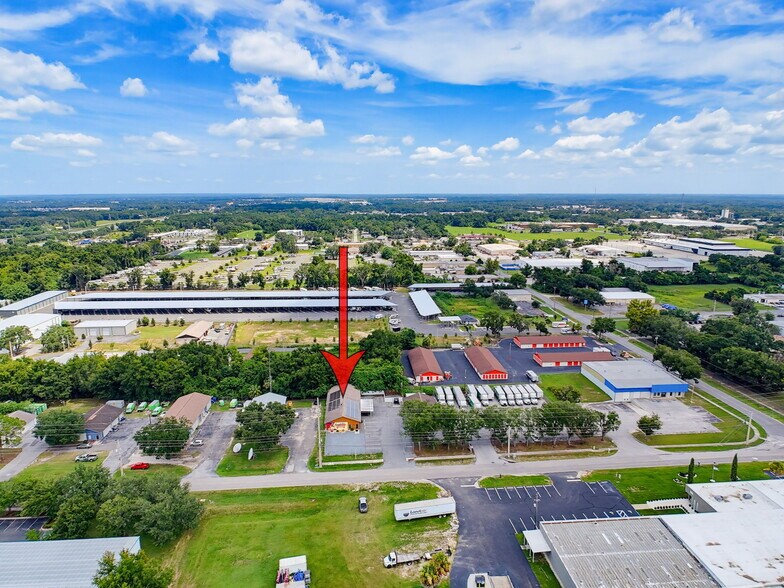 More Photos Of 3347 SW 7th St, Ocala Distribution For Sale