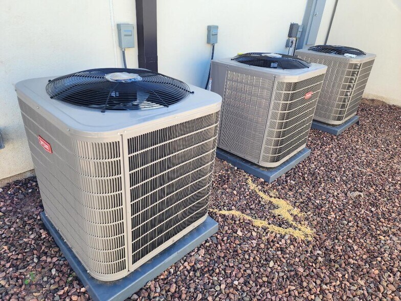 More Photos Of 726 E Monroe Ave, Buckeye Light Distribution For Lease