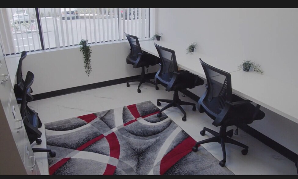 More Photos Of 912 Drew St, Clearwater Office For Lease