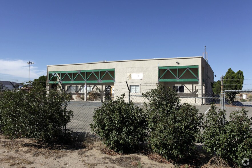 More Photos Of 9780 E Ave, Hesperia Warehouse For Sale