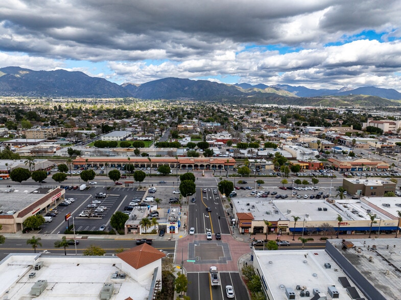 More Photos Of 1201 Truman St, San Fernando Storefront For Lease