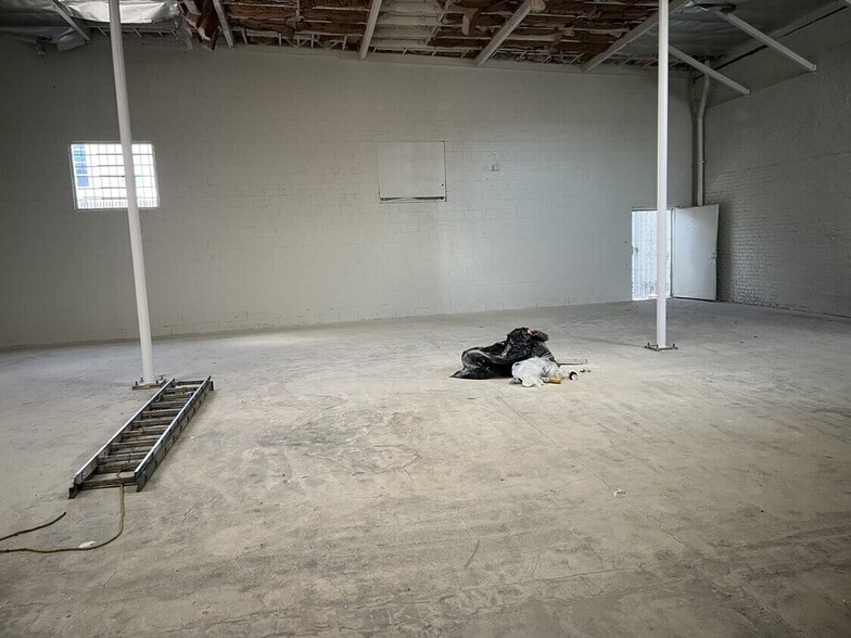 More Photos Of 760 Gladys Ave, Los Angeles Warehouse For Lease