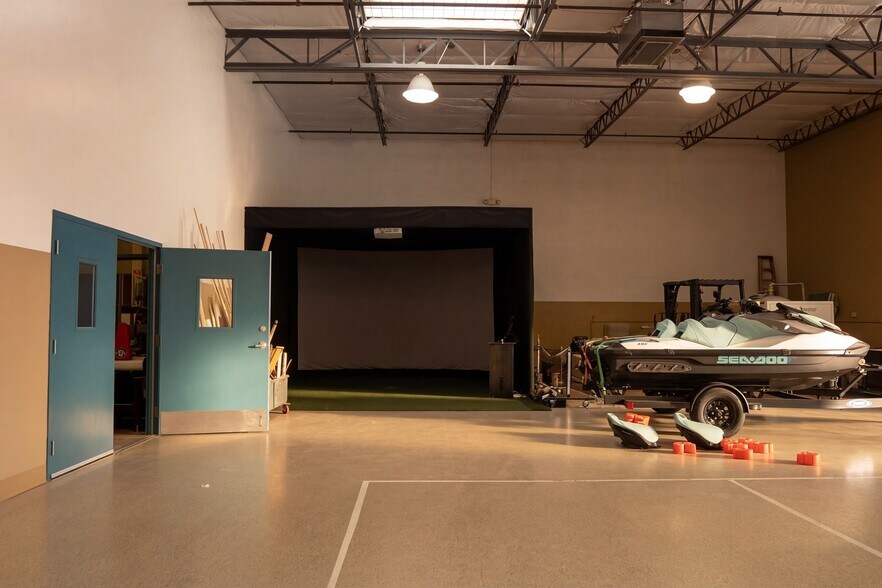 More Photos Of 4143 W Venus Way, Chandler Airplane Hangar For Sale