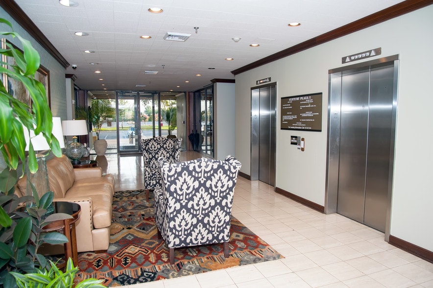 More Photos Of 1 Village Dr, Abilene Office For Lease