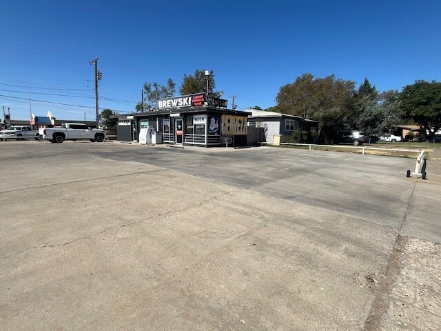 More Photos Of 4302 Avenue Q, Lubbock General Retail For Sale