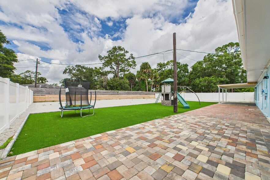 More Photos Of 1340 S Wickham Rd, West Melbourne Daycare Center For Sale