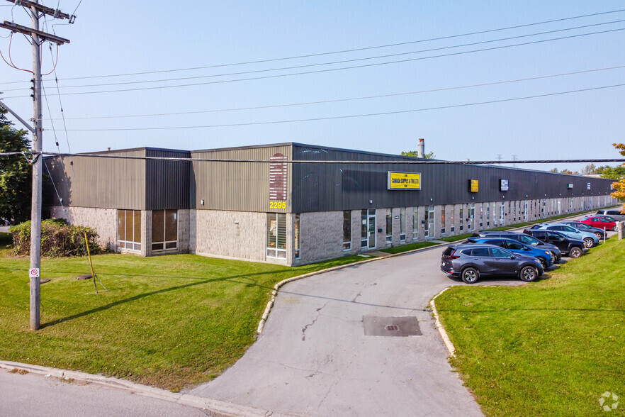 Primary Photo Of 2295 Stevenage Dr, Ottawa Warehouse For Lease