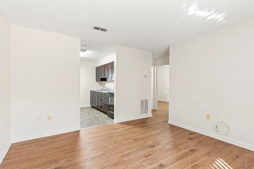 More Photos Of 283 SW Davaca Gln, Lake City Multifamily For Sale