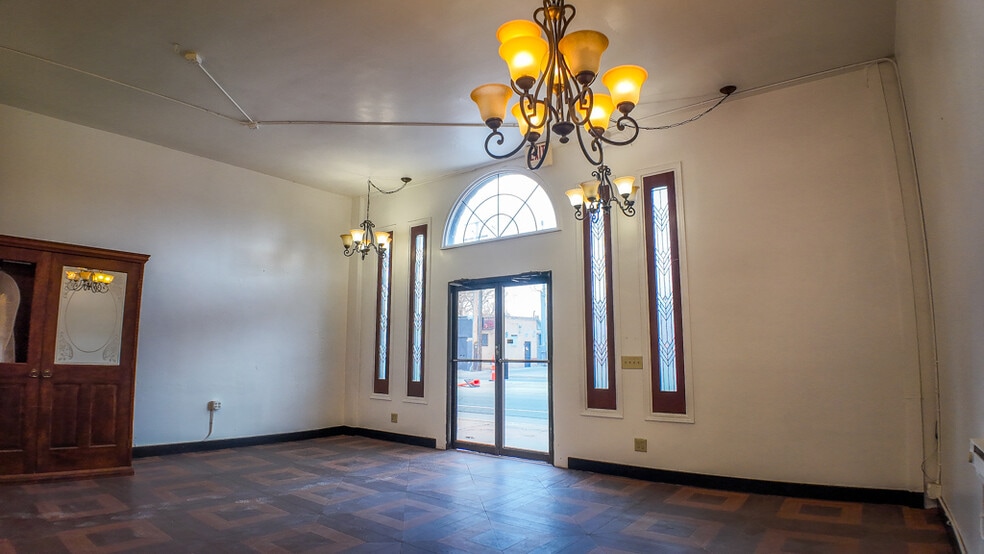 More Photos Of 3935 W Colfax Ave, Denver Storefront For Lease