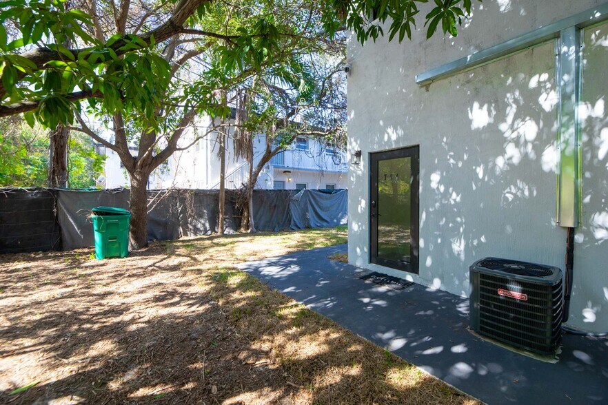 More Photos Of 742 NW 70th St, Miami Apartments For Sale