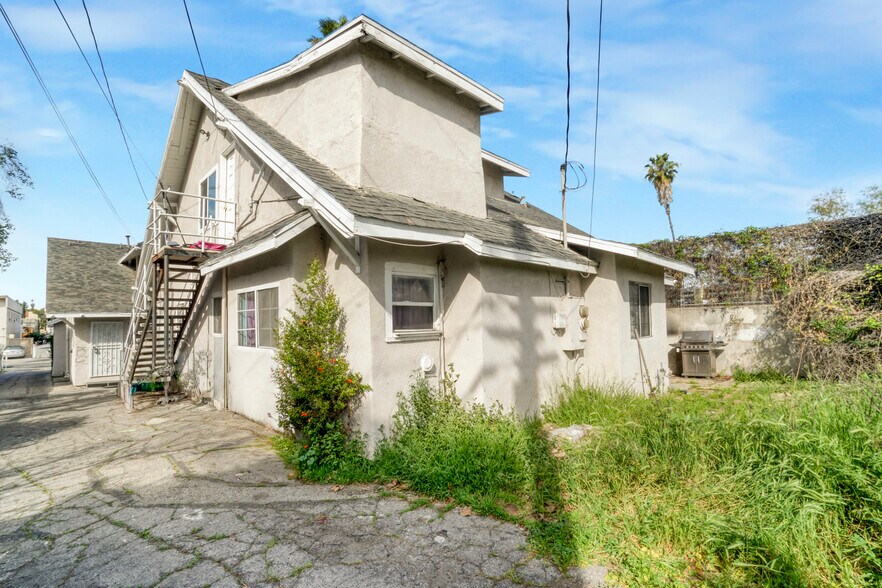 More Photos Of 532 N Berendo St, Los Angeles Multifamily For Sale