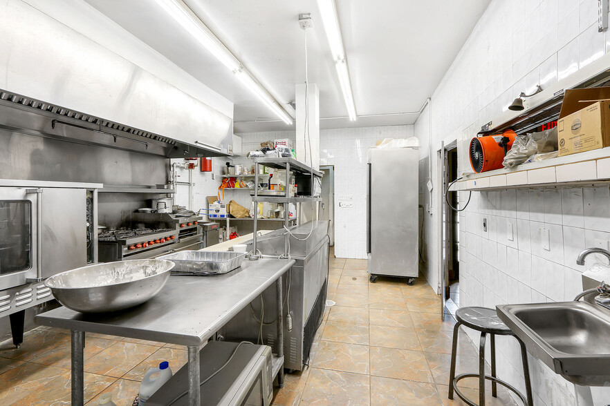 Primary Photo Of 4400 NW 2nd Ave, Miami Restaurant For Lease