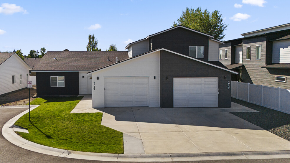 Primary Photo Of 1719 N Manifold Ln, Spokane Valley Apartments For Sale