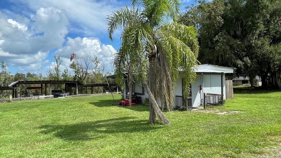 More Photos Of 6808 Lake Griffin Rd, Lady Lake Hotel For Sale