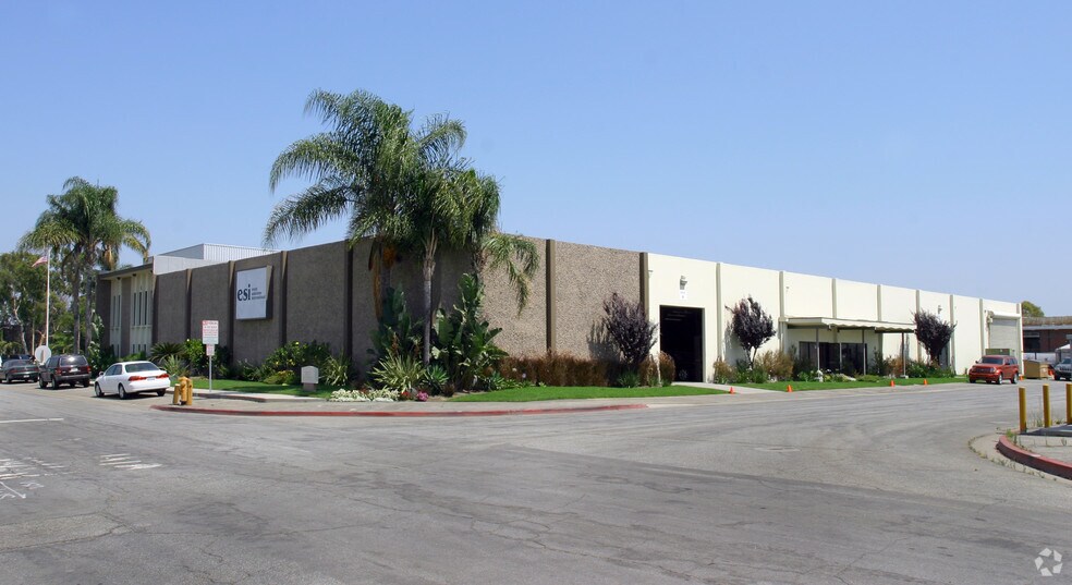 More Photos Of 3292 E Spring St, Long Beach Warehouse For Lease