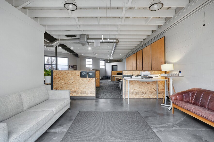 More Photos Of 2125 N Flint Ave, Portland Loft Creative Space For Lease