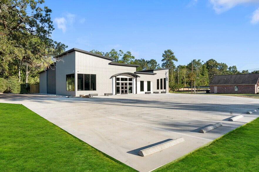 More Photos Of 2001 Tulane Dr, Lufkin Medical For Sale