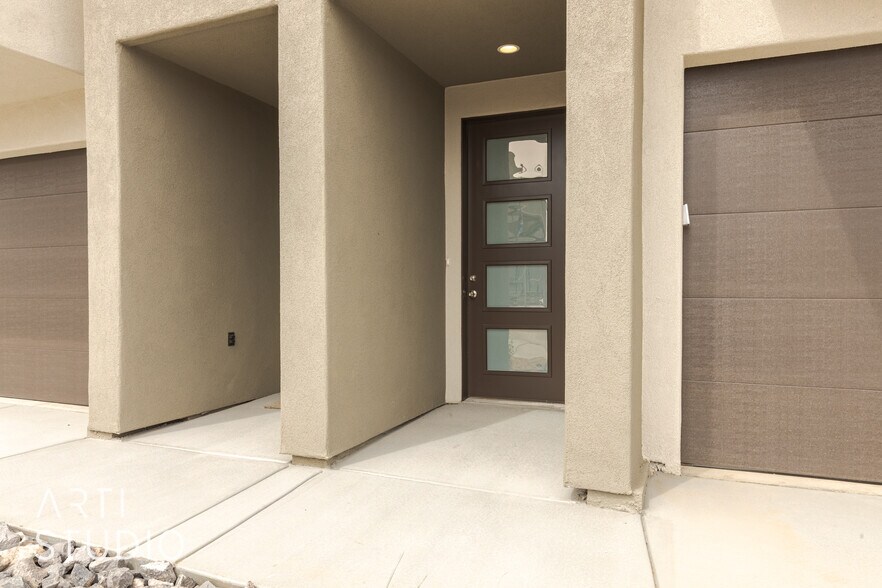 More Photos Of 1990 W 250 S, Hurricane Apartments For Sale