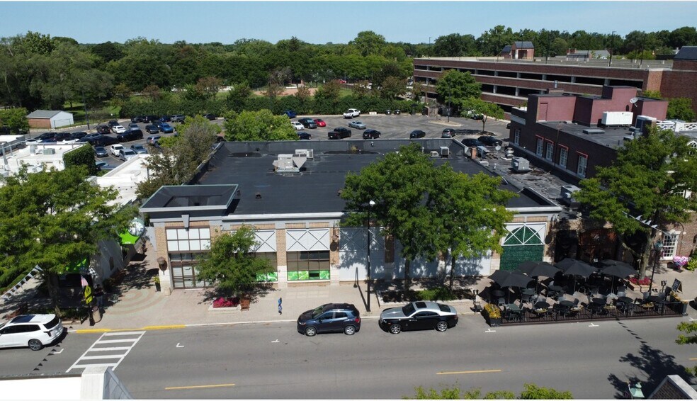 More Photos Of 107 Kercheval Ave, Grosse Pointe Drugstore For Lease