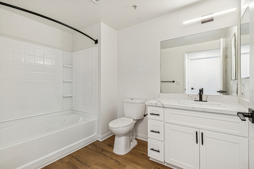 More Photos Of 5395 Napa St, San Diego Apartments For Lease