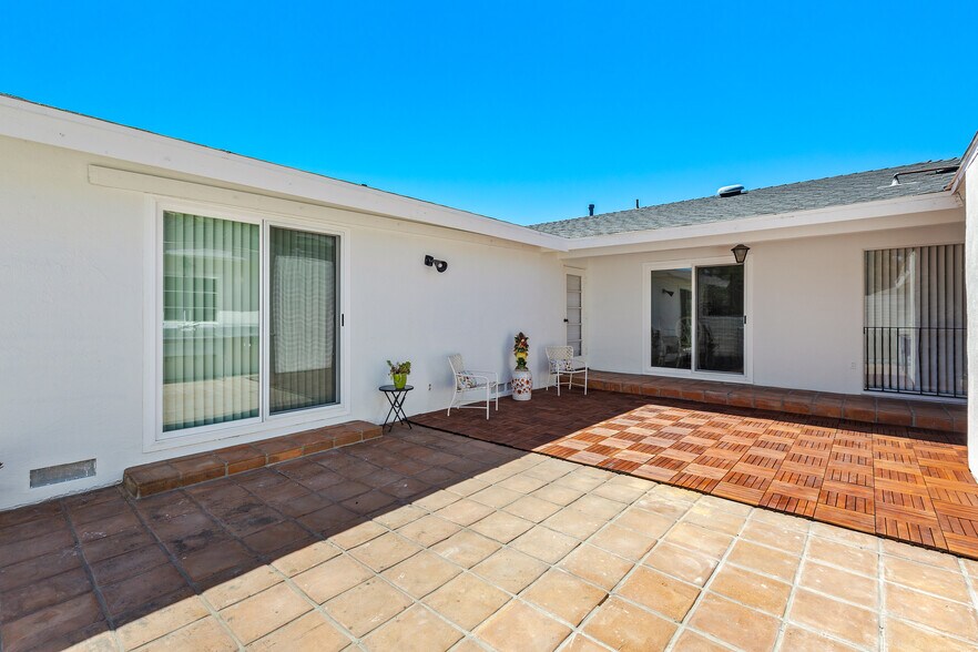 More Photos Of 5590 Shasta Ln, La Mesa Apartments For Sale