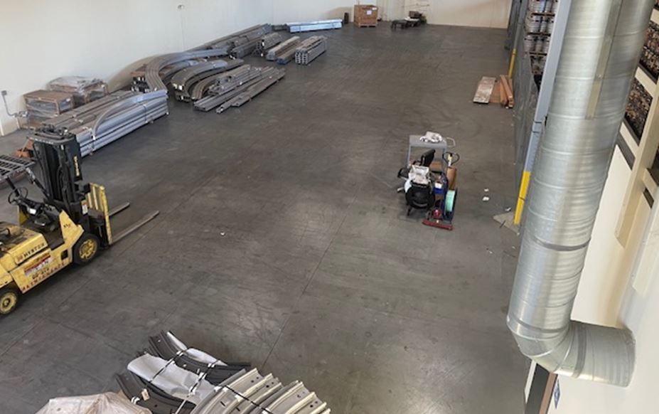 More Photos Of 3823 Mission Oaks Blvd, Camarillo Distribution For Lease