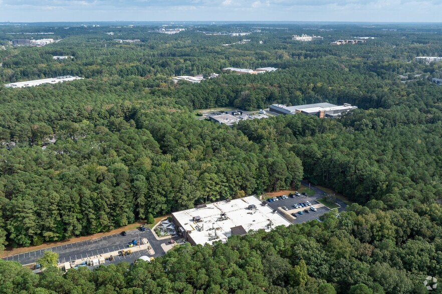 More Photos Of 2 Triangle Dr, Research Triangle Park Flex For Lease