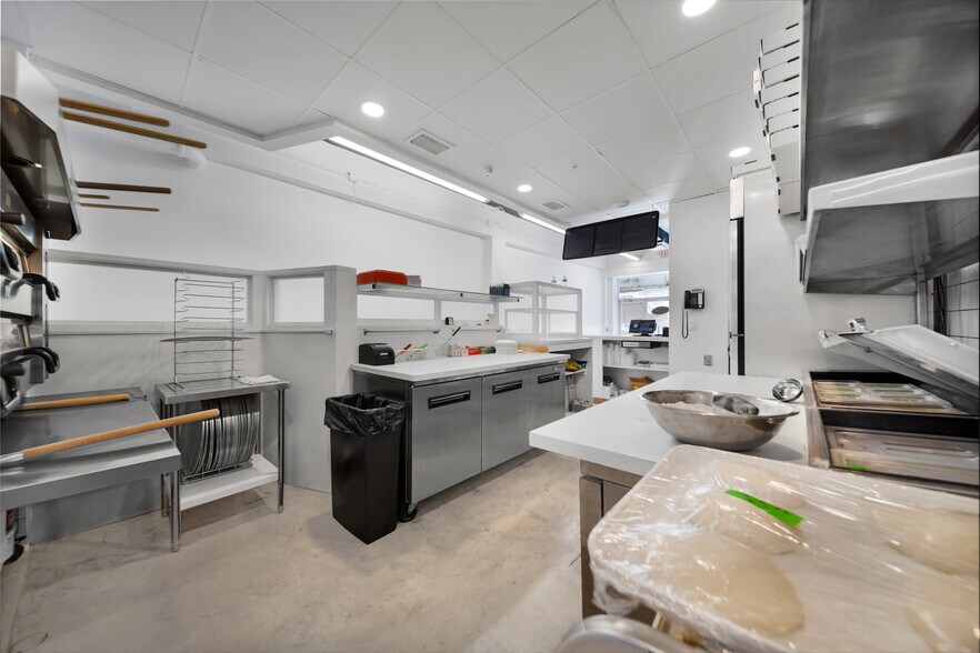 More Photos Of 1201-1223 W Flagler St, Miami Apartments For Lease