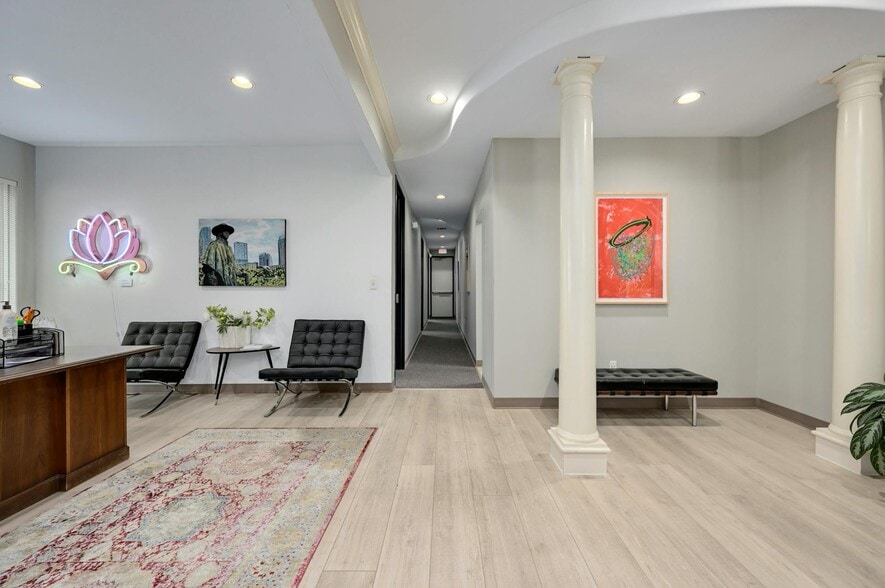 More Photos Of 4601 Spicewood Springs Rd, Austin Office For Sale