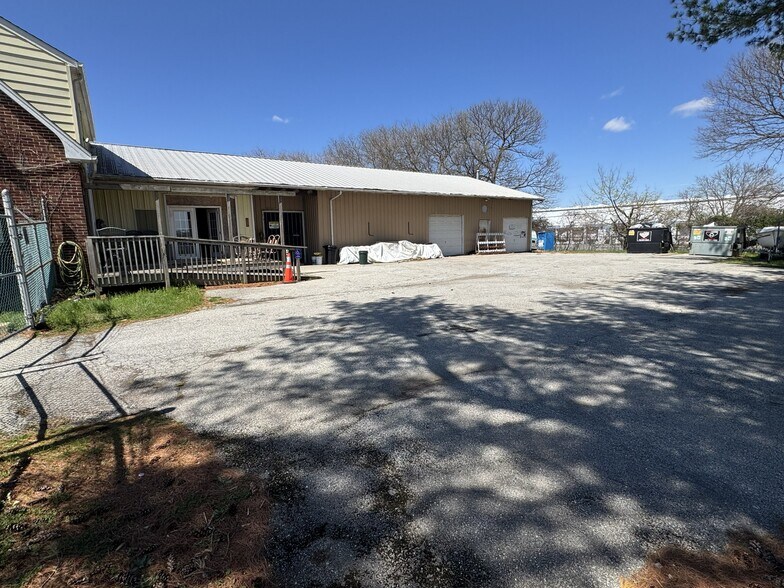 More Photos Of 1712 Ogletown Rd, Newark Flex For Lease