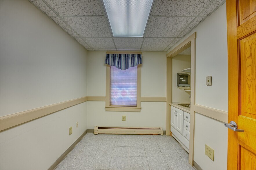 More Photos Of 134 Cottage St, Littleton Office Residential For Sale